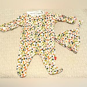 Magnetic me pjs and hat